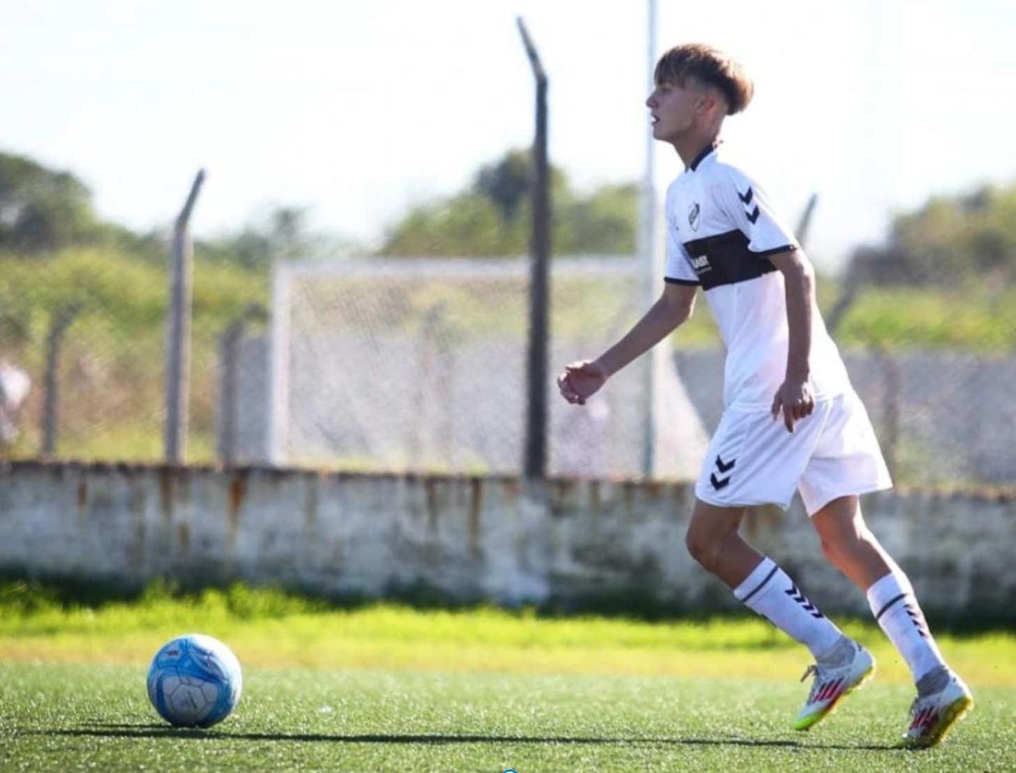 Valentino “El Pola” Grossi jugador de Club Atlético Platense.