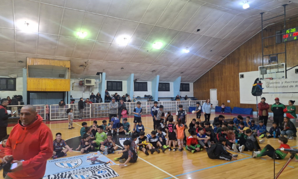 Torneo infantil en Club Estudiantes de Río Turbio, junio de 2024. 